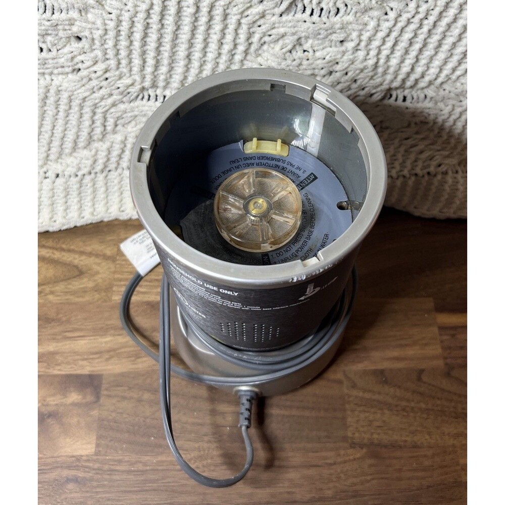 NutriBullet NB-101B 600W Personal Blender Gray Base Cup Blade Tested - Picture 5 of 8
